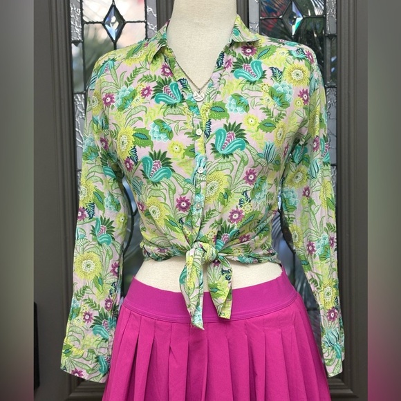 J. Jill Silk Blend Floral Jasmine Whimsical Blooms 
Button-Up Blouse - Picture 3 of 9